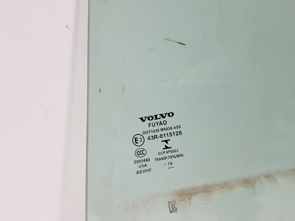 VOLVO S60 3 generation (2018-2023) Venstre side skydedørs glas 31468113 22915006