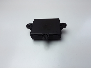  Rear side door control unit 