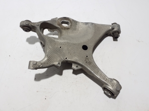 VOLVO S60 III (2018–2026) Tagumine õõtshoob 32246674 - 4