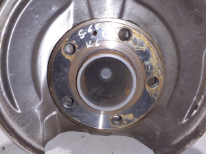 VOLVO S60 III (2018–2026) Tagumine rumm 31681579 - 3