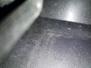 VOLVO C 40 I (2022–2026) Esikaitseraud 31690933 - 2
