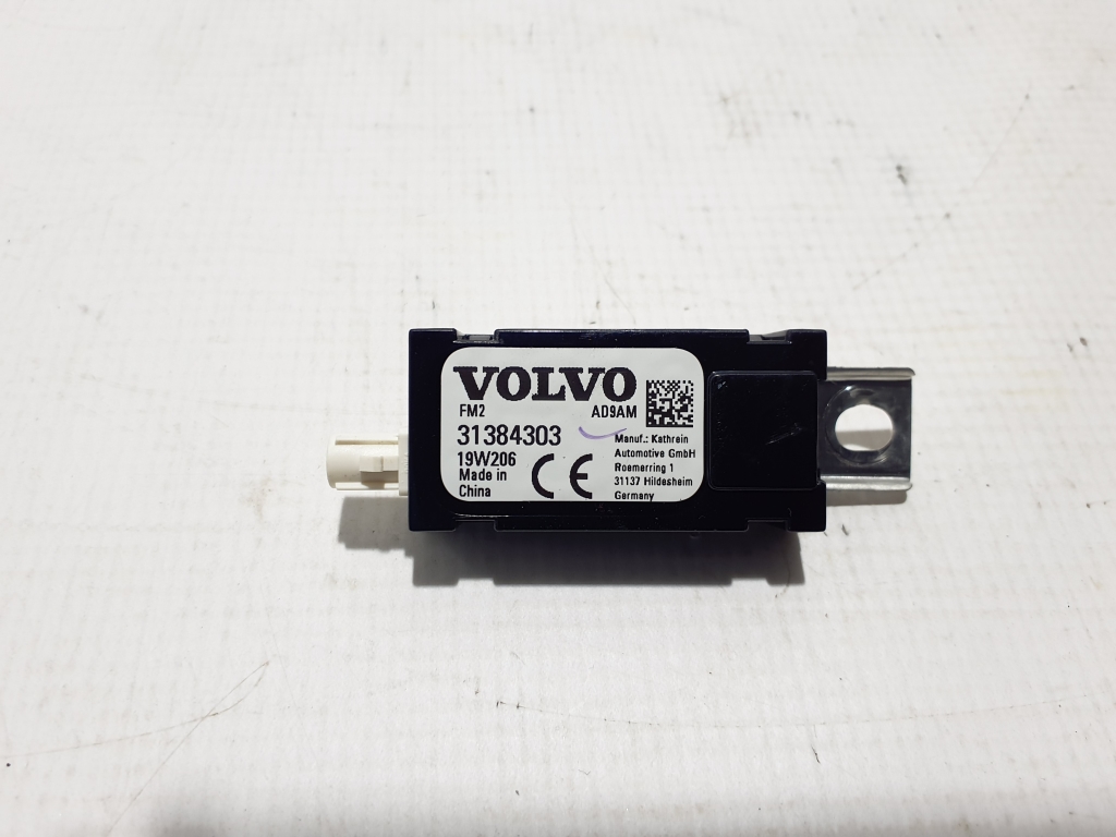 VOLVO S60 3 generation (2018-2023) Amplificateur d'antenne du couvercle de coffre 31384303 22906613