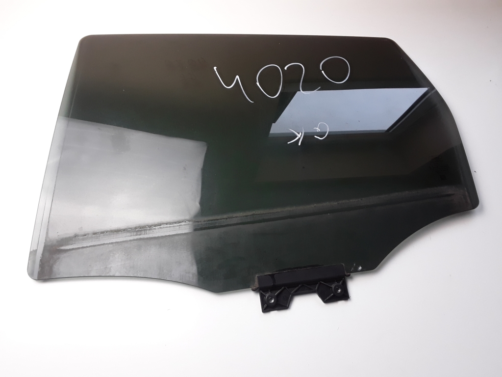 FORD Kuga 2 generation (2013-2020) Kairys šoninių durų stiklas 1805753 22976570