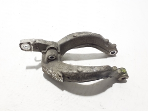VOLVO S60 III (2018–2026) Front shock absorber bracket 31476123 - 5