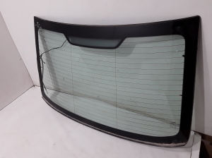  Rear glass 