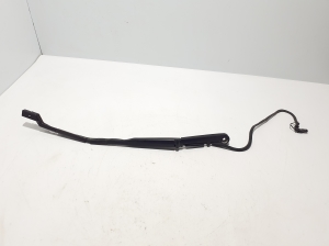  Windshield wiper blade 