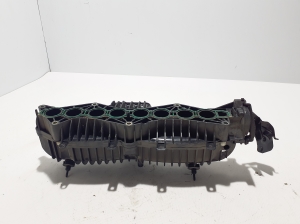  Intake manifold 