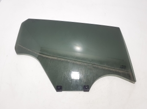 RENAULT Megane E-Tech CMF-EV (2022–2026) Rear side door glass 823004131R - 3