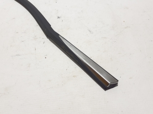 RENAULT Megane E-Tech CMF-EV (2022–2026) Rear side door outer window molding 828327558R - 3