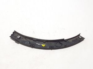 RENAULT Megane E-Tech CMF-EV (2022–2026) Front fender molding 960162443R - 4