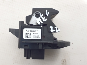RENAULT Megane E-Tech CMF-EV (2022–2026) Parking brake switch 251757371R - 4