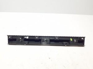 RENAULT Megane E-Tech CMF-EV (2022–2026) Exterior sill trim bracket 764594124R - 3