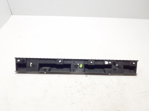RENAULT Megane E-Tech CMF-EV (2022–2026) Exterior sill trim bracket 764583399R - 2