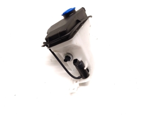 Hyundai IONIQ 5 I (2021–2026) Front washer fluid reservoir 98610GI000 - 2