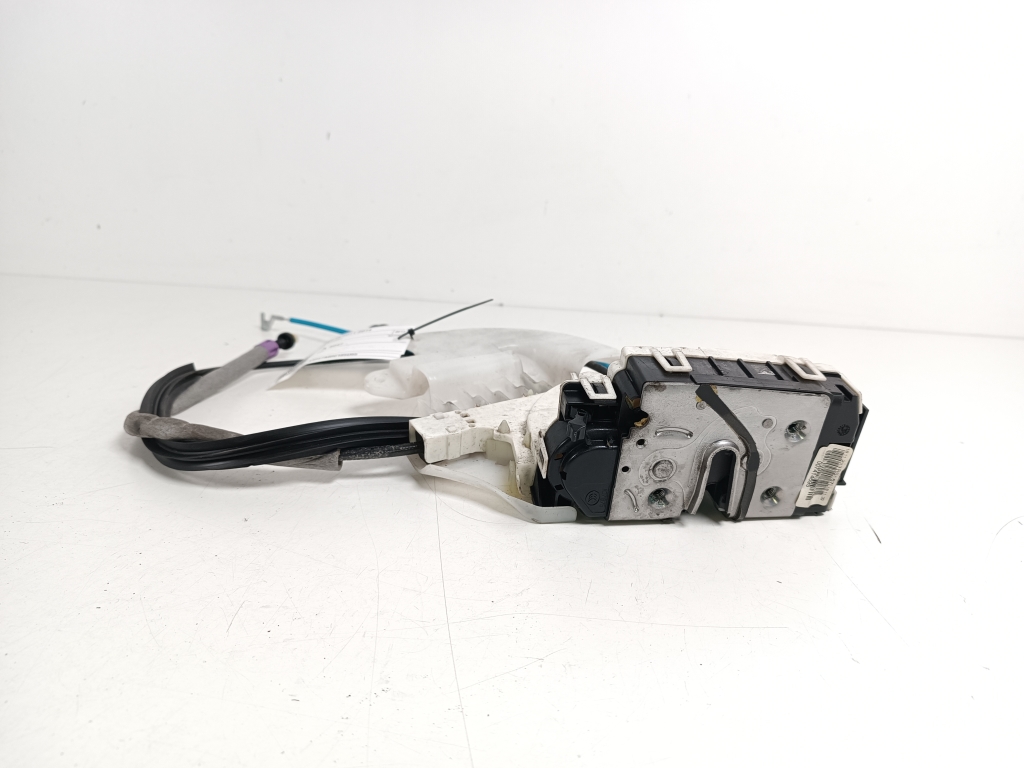 MERCEDES-BENZ CLS-Class C218 (2010-2017) Left Side Sliding Door Lock A2047302735 22939682