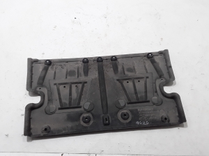 Plaque de protection sous la carrosserie arrière - 555822010R