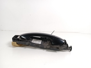 Mercedes Benz CLS-Class 218 (2011–2018) Front door external opening handle and its details - 2