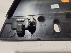 RENAULT Megane E-Tech CMF-EV (2022–2026) Keskpiilari siseviimistlus 769146629R - 3