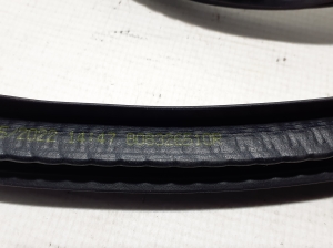 RENAULT Megane E-Tech CMF-EV (2022–2026) Front door rubber seal 808326510R - 2