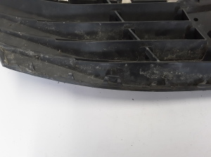 Dacia Logan I (2004–2012) Front grille 8200748240 - 2