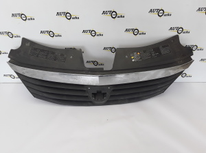 Dacia Logan I (2004–2012) Front grille 8200748240 - 7