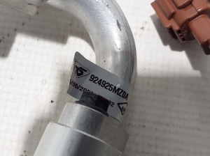 RENAULT Megane E-Tech CMF-EV (2022–2026) A/C hose 924925MZ0A - 4