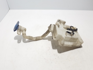 Volkswagen Caddy III (2004–2015) Scheibenwaschbehälter vorne 1K0955453Q - 4