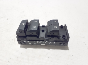Kia XCEED I (2019–2026) Front door glass switch 93570J7000 - 3