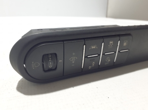 Kia XCEED I (2019–2026) Headlight switch 93700CR020 - 5