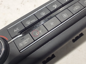 Kia XCEED I (2019–2026) Heater control panel 97250CR000 - 4