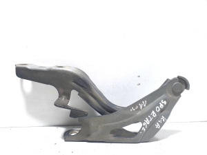 Kia Sportage (2010–2016) Hood hinge - 2
