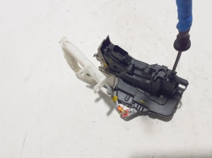 Kia XCEED I (2019–2026) Front door lock 81320J7000 - 4