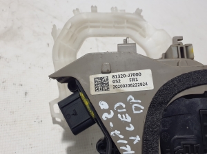 Kia XCEED I (2019–2026) Front door lock 81320J7000 - 5
