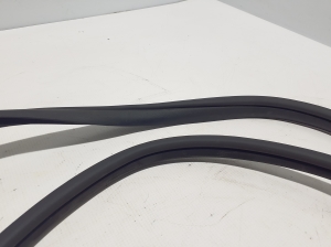Kia XCEED I (2019–2026) Front door rubber seal 82120J7000 - 2