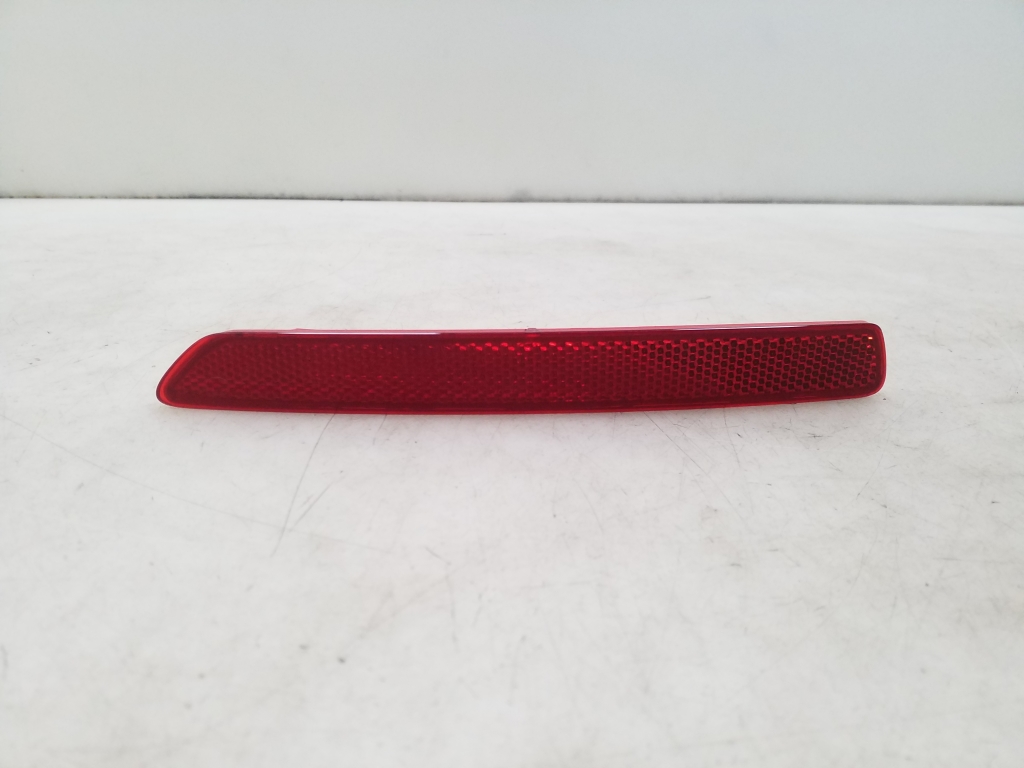 BMW 3 SERIES F30 (2011–2018) Rückstrahler Stoßstange hinten 7400208 BMW 3 SERIES F30 (2011–2018) Rückstrahler Stoßstange hinten 7400208