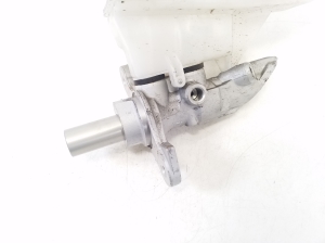 Mercedes Benz B-Class 246 (2011–2017) Piduri peasilinder A2464300302 - 3