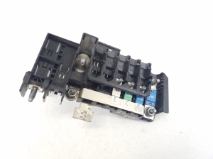 Mercedes Benz B-Class 246 (2011–2017) Fuse boxes A2425400250 - 2