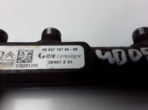 Ford Fiesta VI (2008–2017) Kõrgsurve kütusetoru 9804776780 - 3