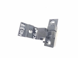   Charnière de porte latérale arrière inférieure  - 7100825 