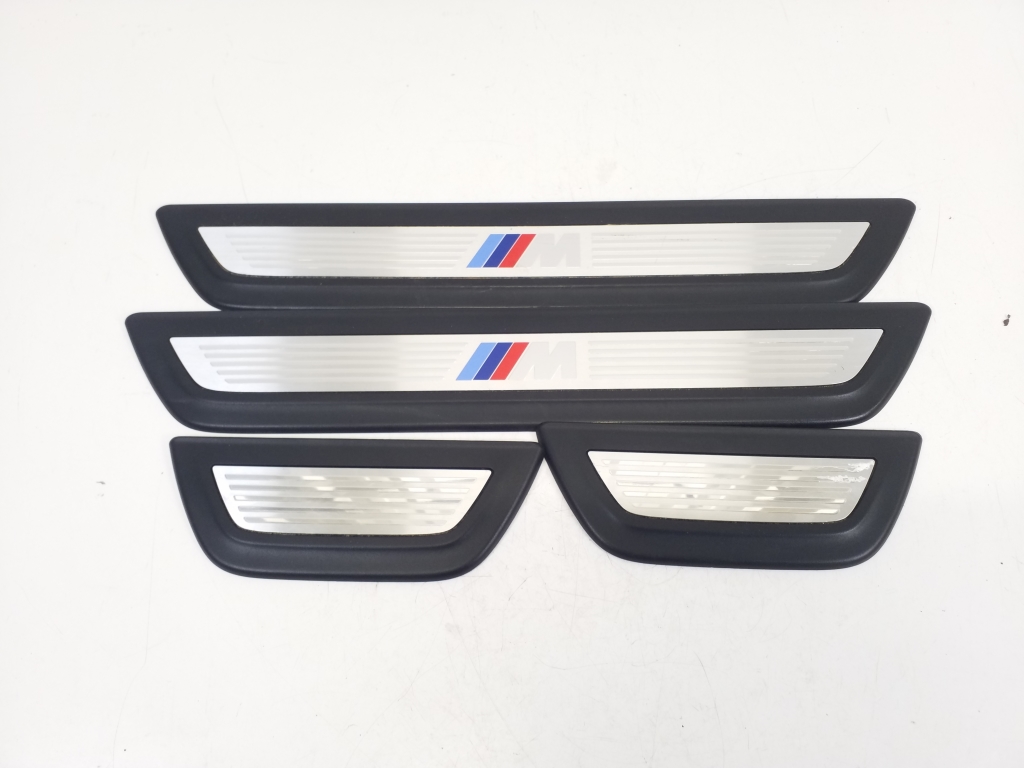 BMW X3 F25 (2010-2017) Dešinys plastikinis slenkstis 8060406 23020865