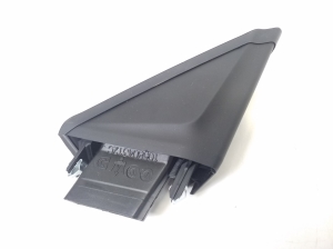 Mirror triangle trim - 105804312C