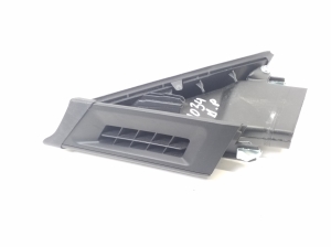 Maserati Ghibli (2013–2026) Mirror triangle trim 105804312C - 4