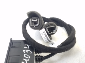 Maserati Ghibli (2013–2026) USB port 670009770 - 4