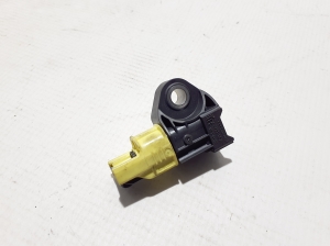Kia XCEED I (2019–2026) Airbag sensor 95920M6100 - 3