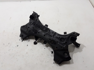 Kia XCEED I (2019–2026) Front subframe 62400CRAA0 - 2