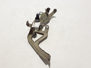 BMW 5 SERIES F11 (2010–2017) Front fender bracket 7207210 - 2