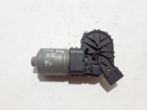 RENAULT Modus (2004–2012) Scheibenwischermotor vorne 0390241777 - 3
