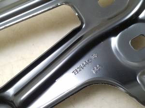 BMW X1 F48 (2015–2022) Front fender bracket 7329448 - 2