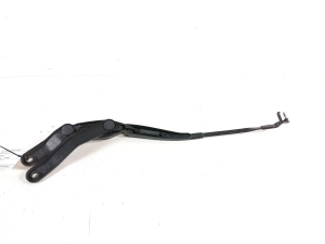  Windshield wiper blade 