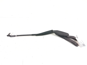   Windshield wiper blade 